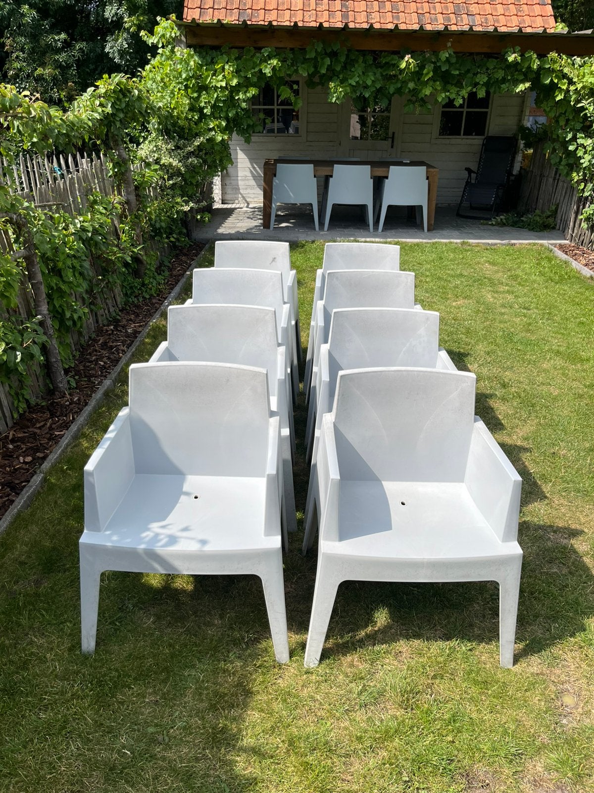 8 chaises de jardin Grey Box, Enlèvement, Utilisé, Synthétique, Empilable