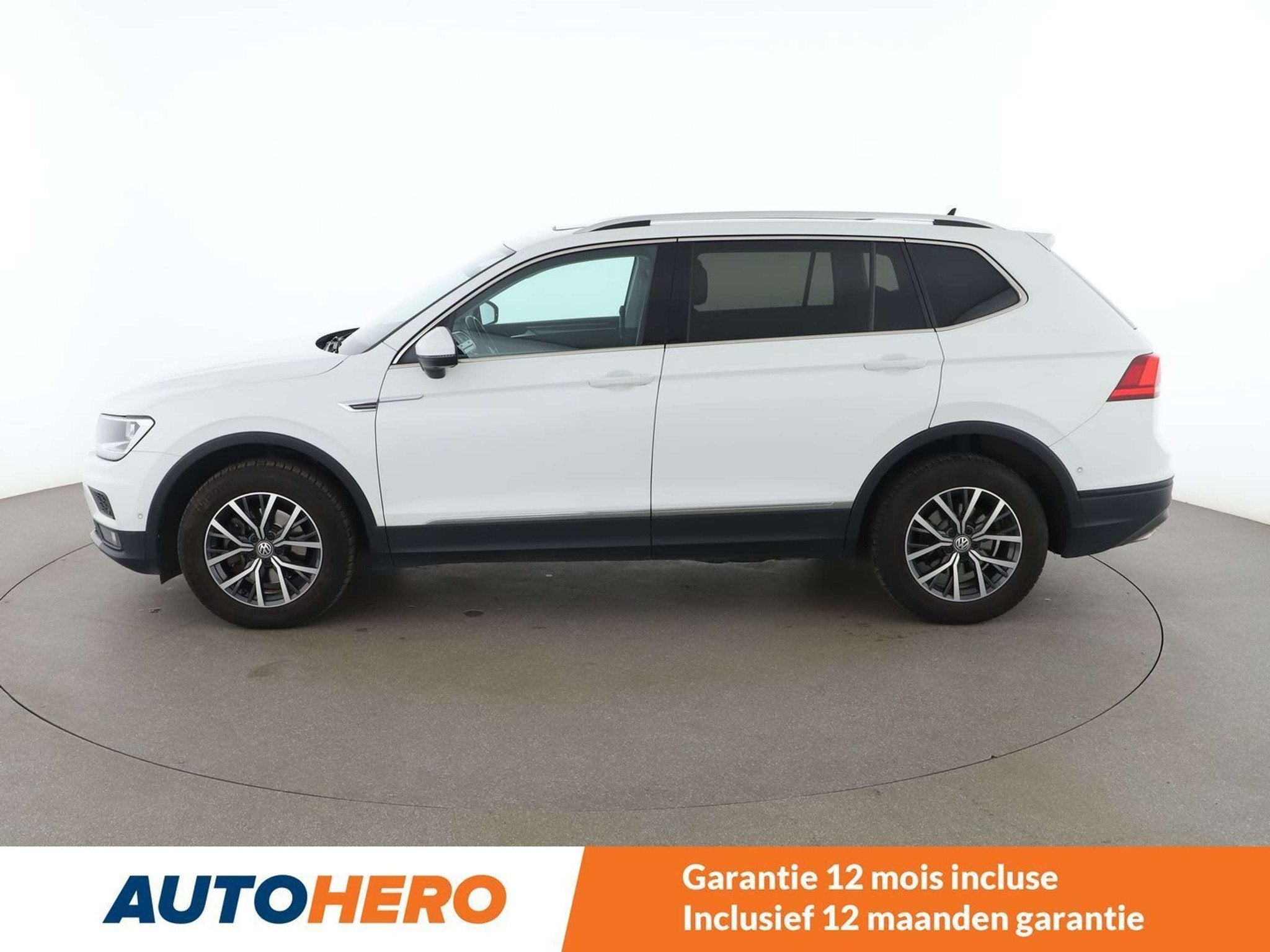 Volkswagen Tiguan Allspace 1.4 TSI ACT Comfortline, Autos, Achat, Boîte manuelle, Noir, 5 portes