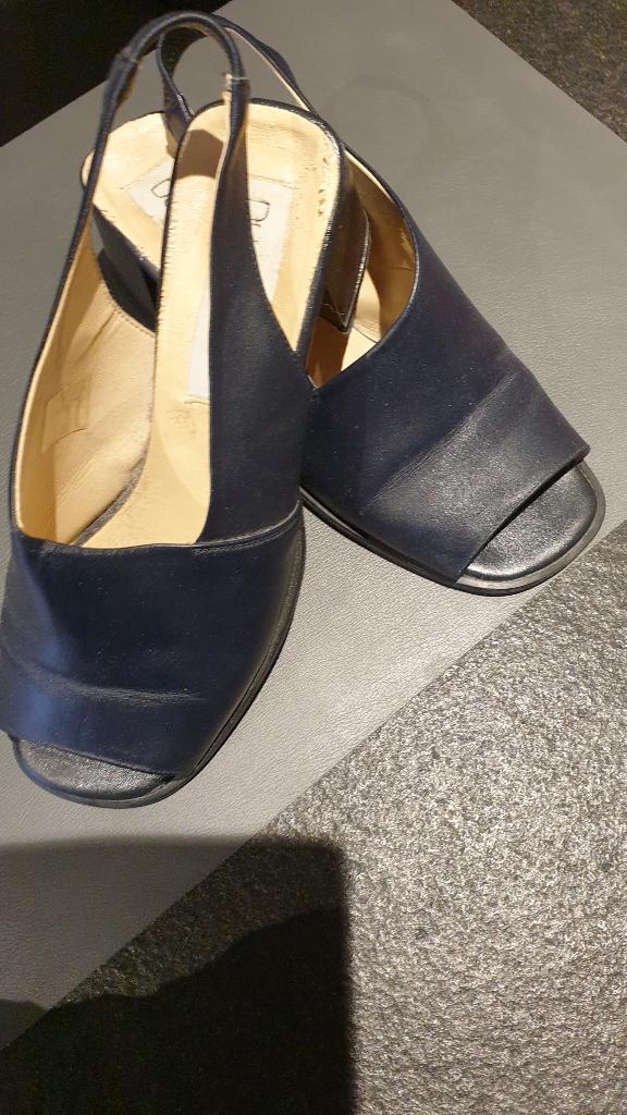 1 PAAR DAMESSCHOENEN SANDALEN DONKERBLAUW, Blauw, Zo goed als nieuw, Sandalen of Muiltjes, Ophalen of Verzenden