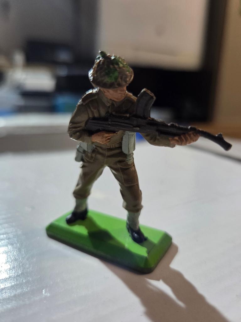 Britains Ltd Toy Soldiers 1971. Soldat britannique WW II, Peint, Enlèvement ou Envoi, Figurine(s), Comme neuf