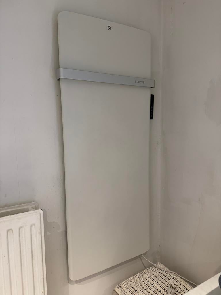 Sencys verwarmingspaneel met handdoekrek 800W wit, Bricolage & Construction, Chauffage & Radiateurs, Enlèvement, Comme neuf