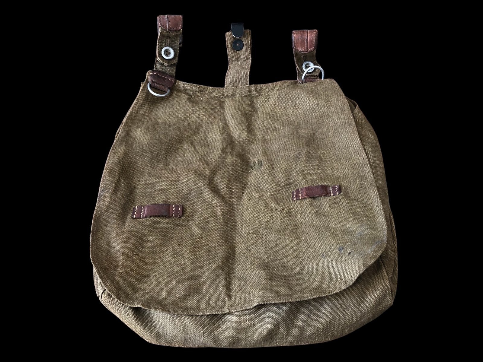 Sac à pain WW2 M31 Reichsarbeitsdienst, Enlèvement