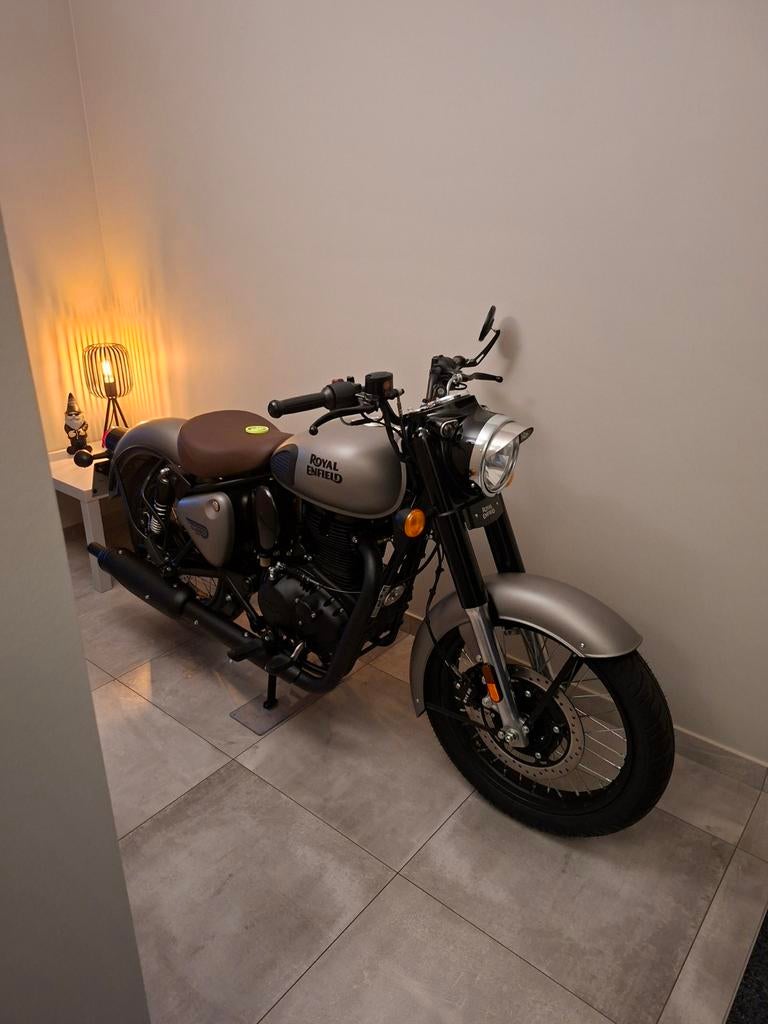 Royal Enfield Classic 350     425km!!!, Ophalen, Zo goed als nieuw