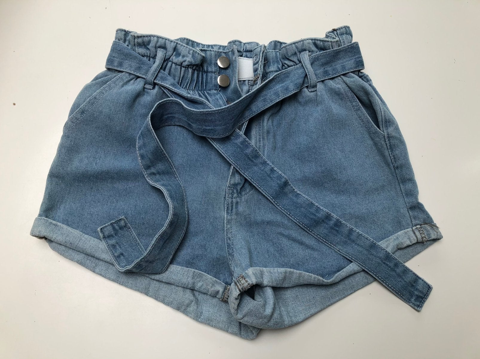 Jeanshort SHEIN woman M maat 170, Enfants & Bébés, Vêtements enfant | Taille 170, Enlèvement ou Envoi, Comme neuf, Fille, Pantalon