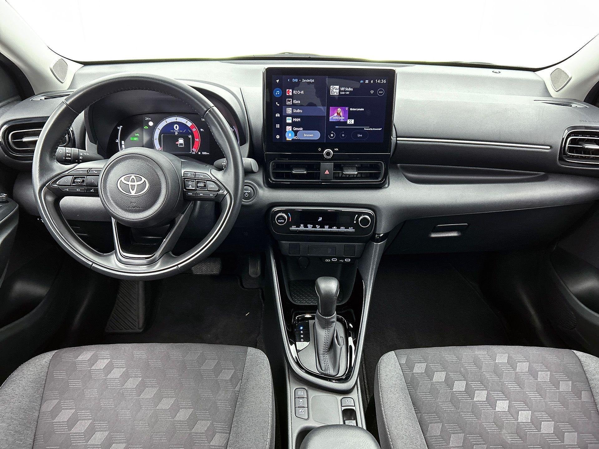 Toyota Yaris 1.5 VVT-i Hybrid 85kW Iconic e-CVT, Autos, 91 g/km, Entreprise, 116 ch, 5 portes