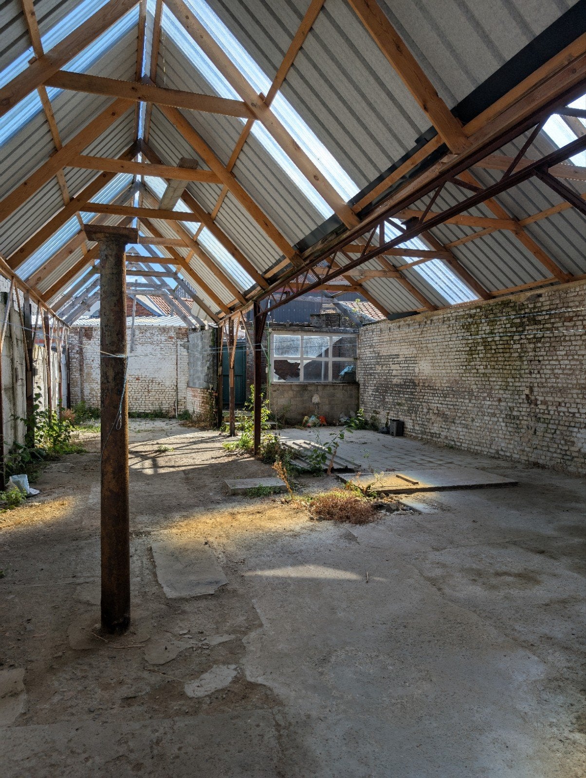 Entrepôt à terminer / terrain à vendre, Immo, Jemappes, Tot 200 m²