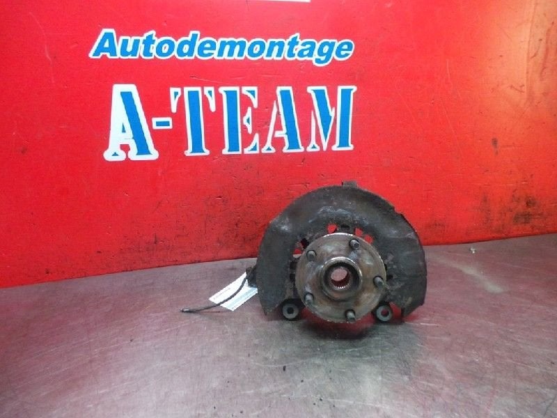 FUSEE LINKS VOOR Toyota Previa (R3) (01-2000/02-2006), Gebruikt, Toyota