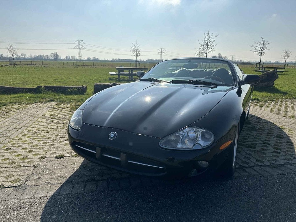 Jaguar XK8 €95,00, - TVA incluse, Autos, Jaguar, Achat, 3996 cm³, Entreprise, Cabriolet