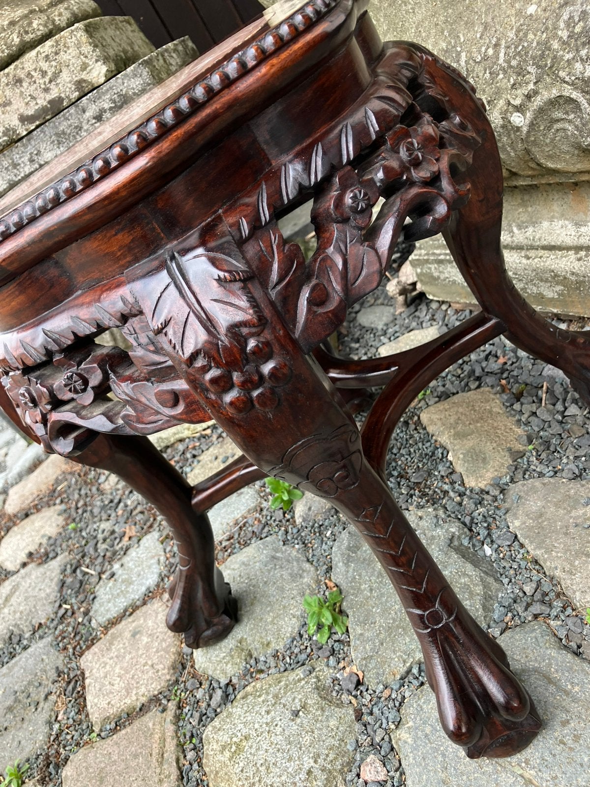 19de eeuwse hongmu plantentafel met roze marmer inleg, Ophalen