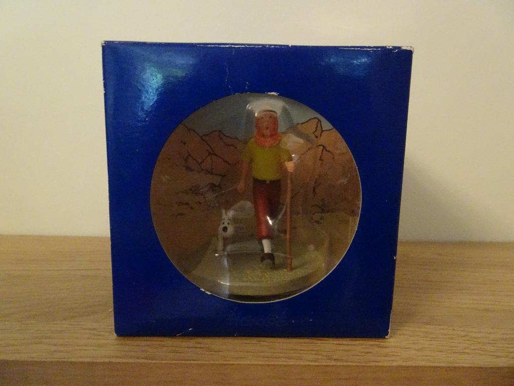Coffret scène plastique - Tintin Oriental - Hergé, Collections, Enlèvement ou Envoi, Tintin, Comme neuf, Statue ou Figurine