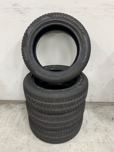 Winterbanden Pirelli SottoZero3 205/55 R17, Auto-onderdelen, Ophalen, Gebruikt, -, -