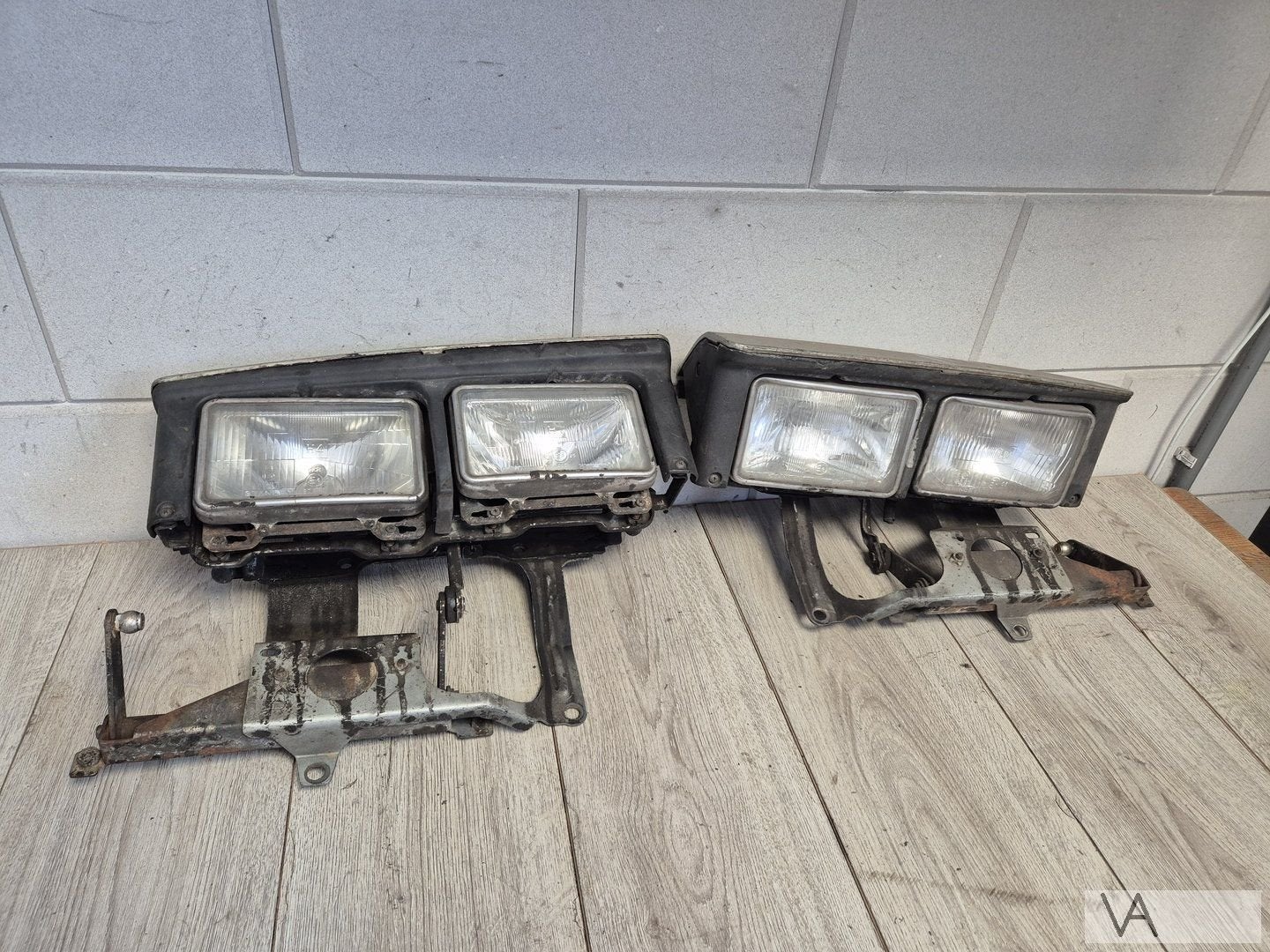 Mazda 929 coupe koplamp links rechts €200 /st 1982 - 1987, Auto-onderdelen, Gebruikt, -, -, Ophalen of Verzenden
