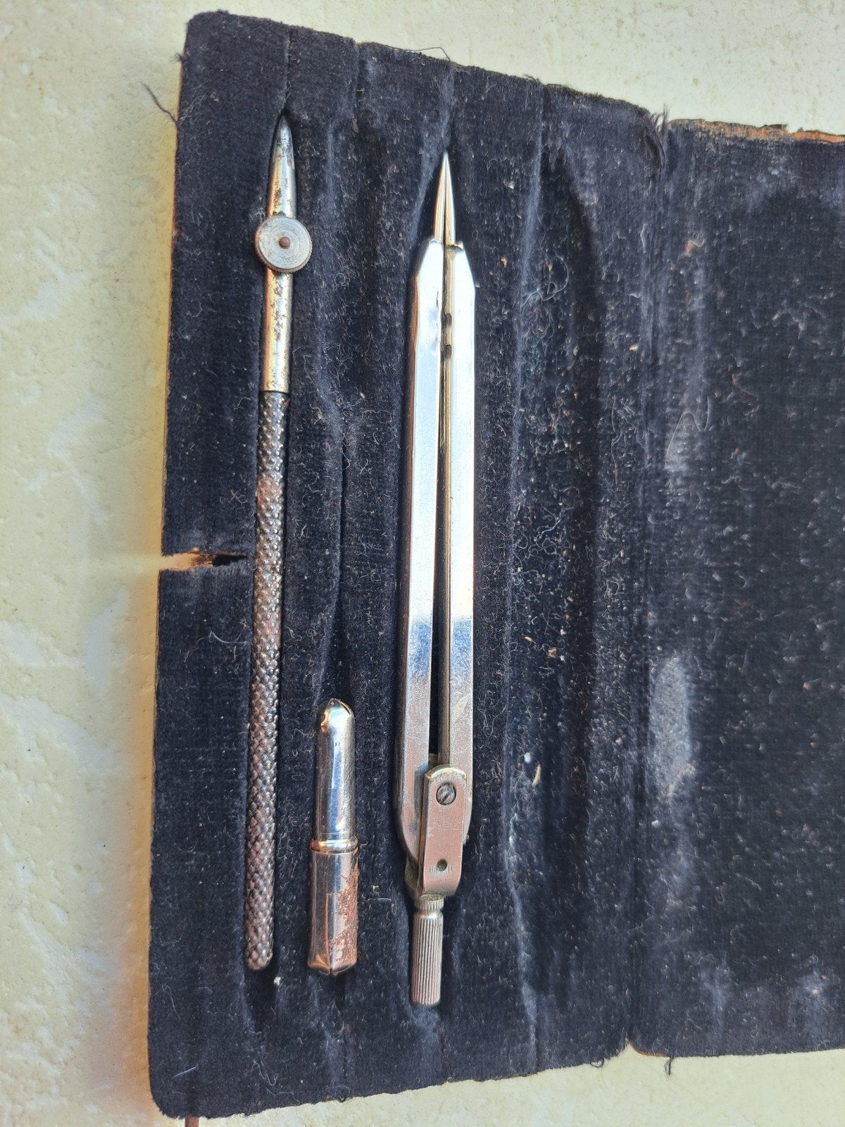 Compas ancien dans une boîte en bois, Collections, Enlèvement ou Envoi