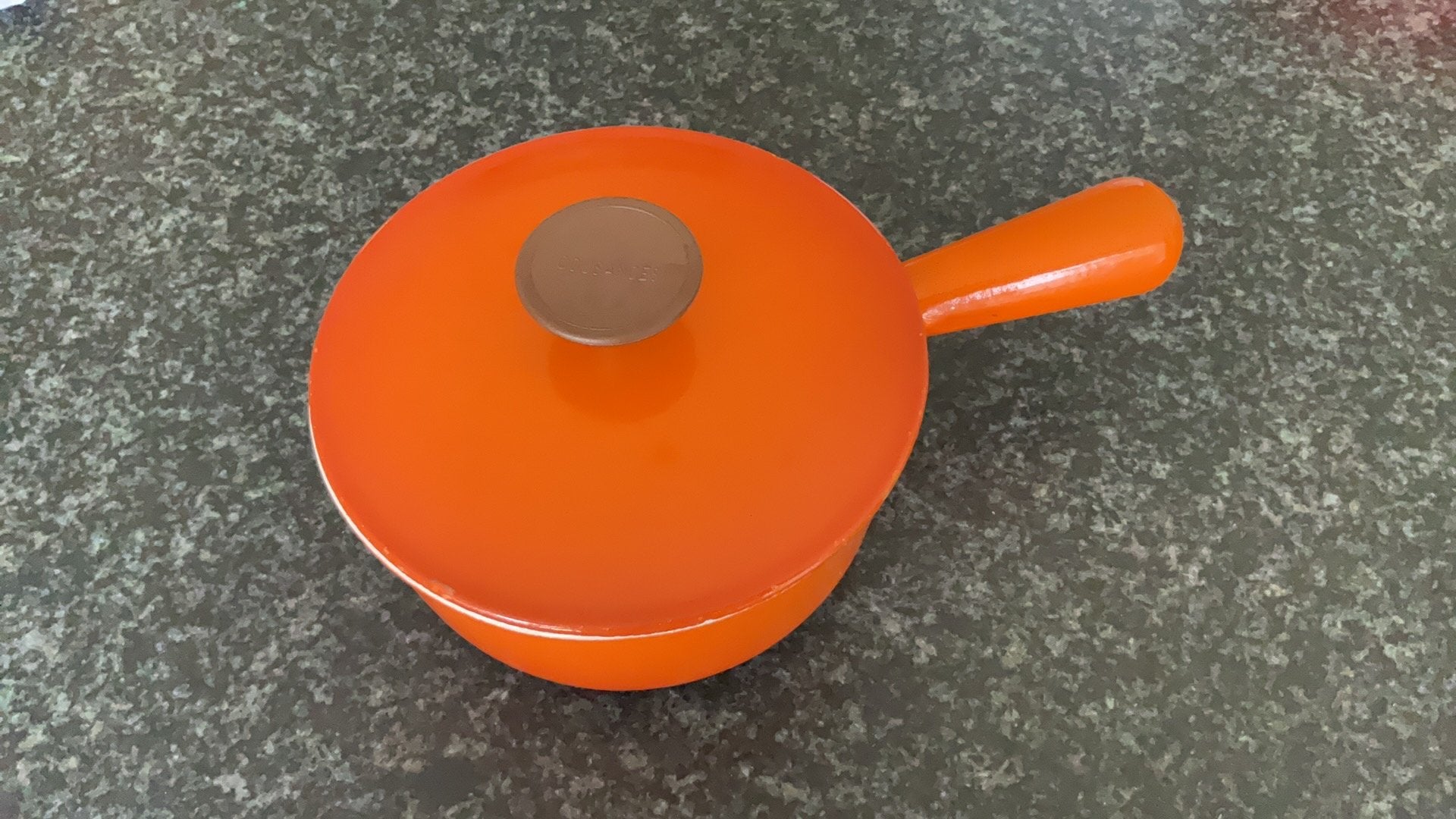 Le Creuset 16 cm, Met deksel, Ophalen of Verzenden, Zo goed als nieuw, Le Creuset