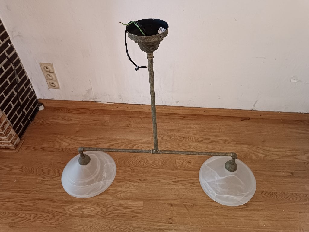 Lampenkap, Enlèvement, Utilisé