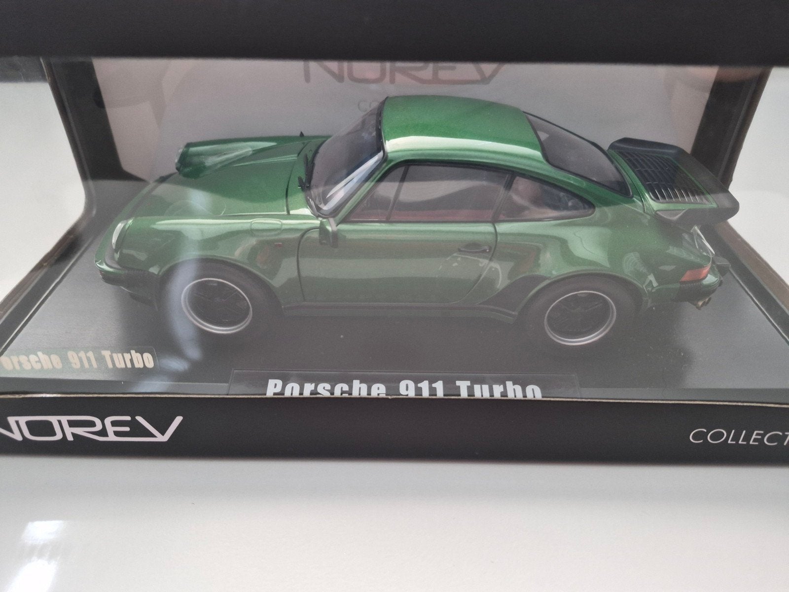 Porsche 911 Turbo 3,3 L NOREV 1/18 de 1975 (187545), Enlèvement ou Envoi, Neuf, Voiture, Norev
