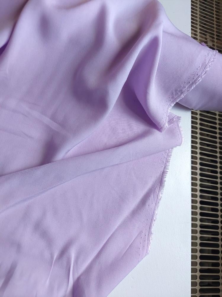 3 mètres tissu en viscose tissé lilas, Neuf, Autres couleurs, 200 cm ou plus, Enlèvement ou Envoi