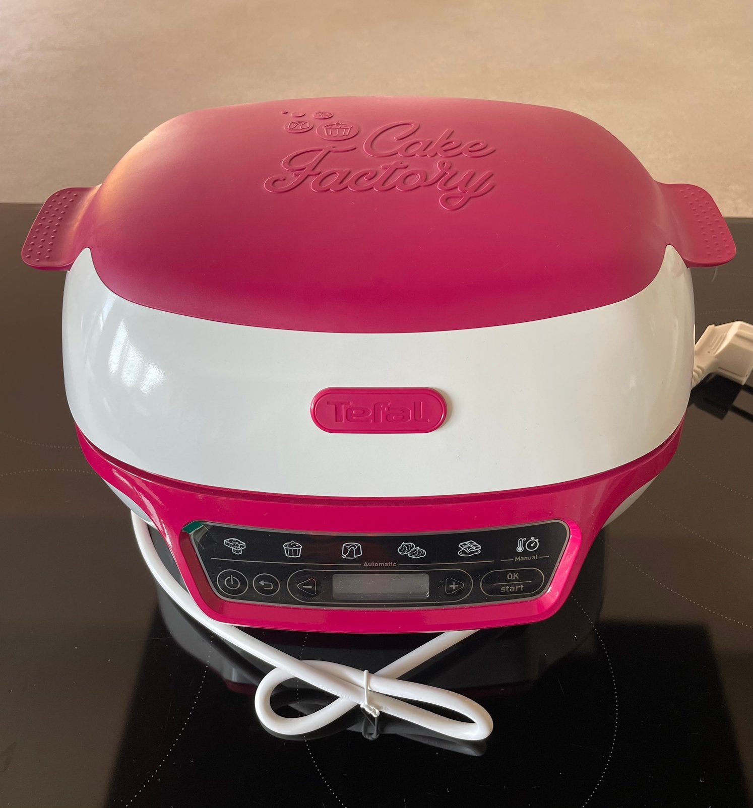 Cake maker, Ophalen, Zo goed als nieuw