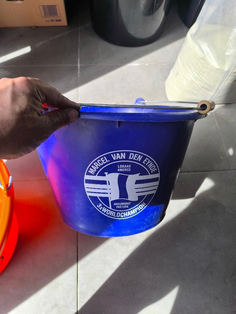 Voeder emmer vdeynde, Watersport en Boten, Ophalen, Gebruikt