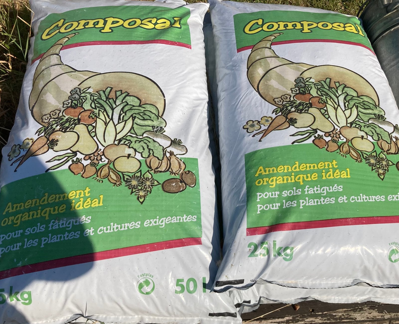 Lot de 4 sacs de compost (4x25L/50Kg), Jardin & Terrasse, Terre & Fumier, Enlèvement, Compost