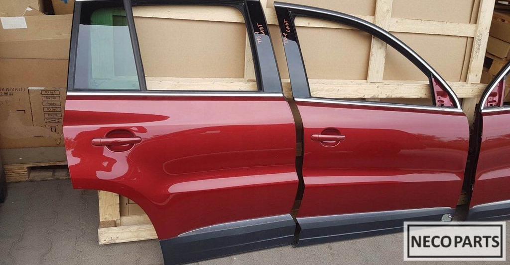 VW TIGUAN 5N0 DEUR DEUREN PORTIER PORTIEREN L/R KLEUR LA3T, Enlèvement ou Envoi, Utilisé, Volkswagen, Garde-boue