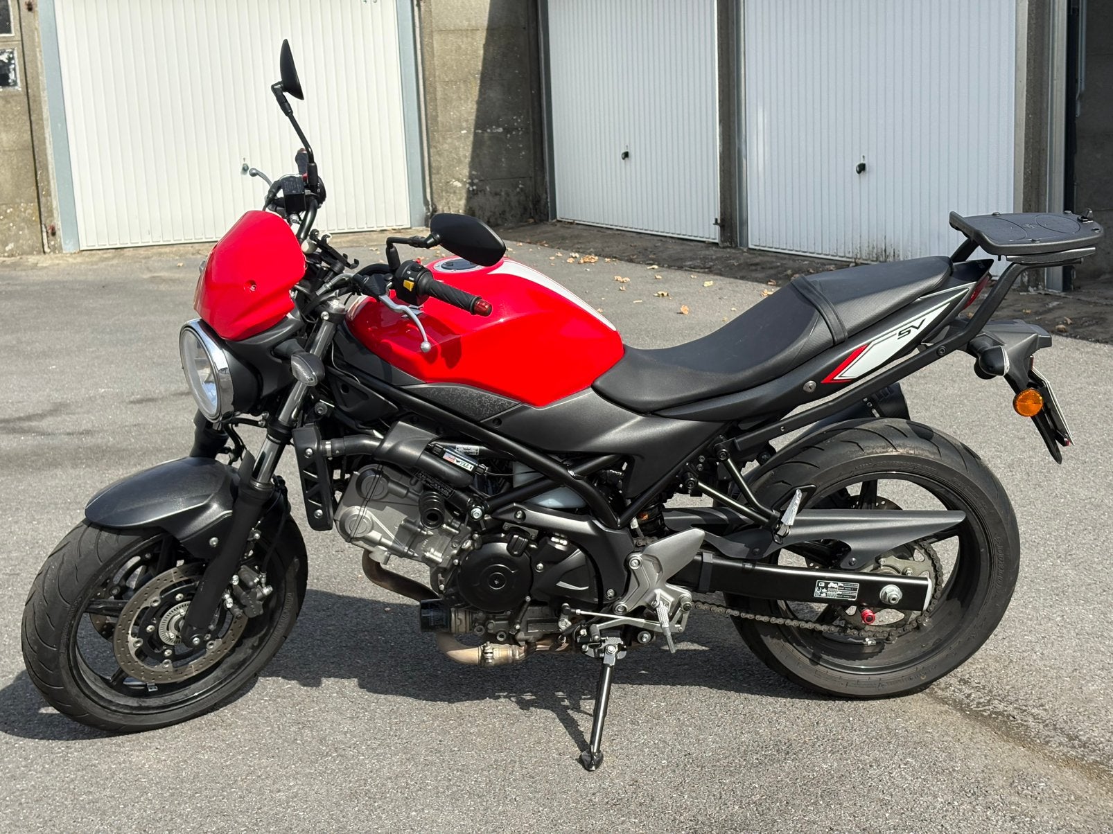 Suzuki SV650 – 9.083 km – MIVV uitlaat – Topkoffer, Motos, Motos | Suzuki, ABS, Permis Moto A, Plus de 35 kW, Particulier