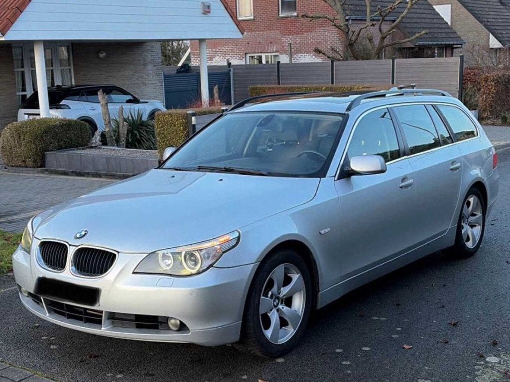 2004 BMW 525 I Touring 3.0 Voiture, Entreprise, Autre carrosserie, Automatique, Occasion