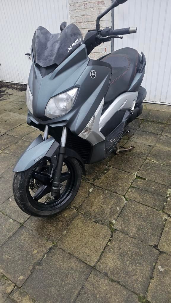 Xmax 250, Motoren, Particulier