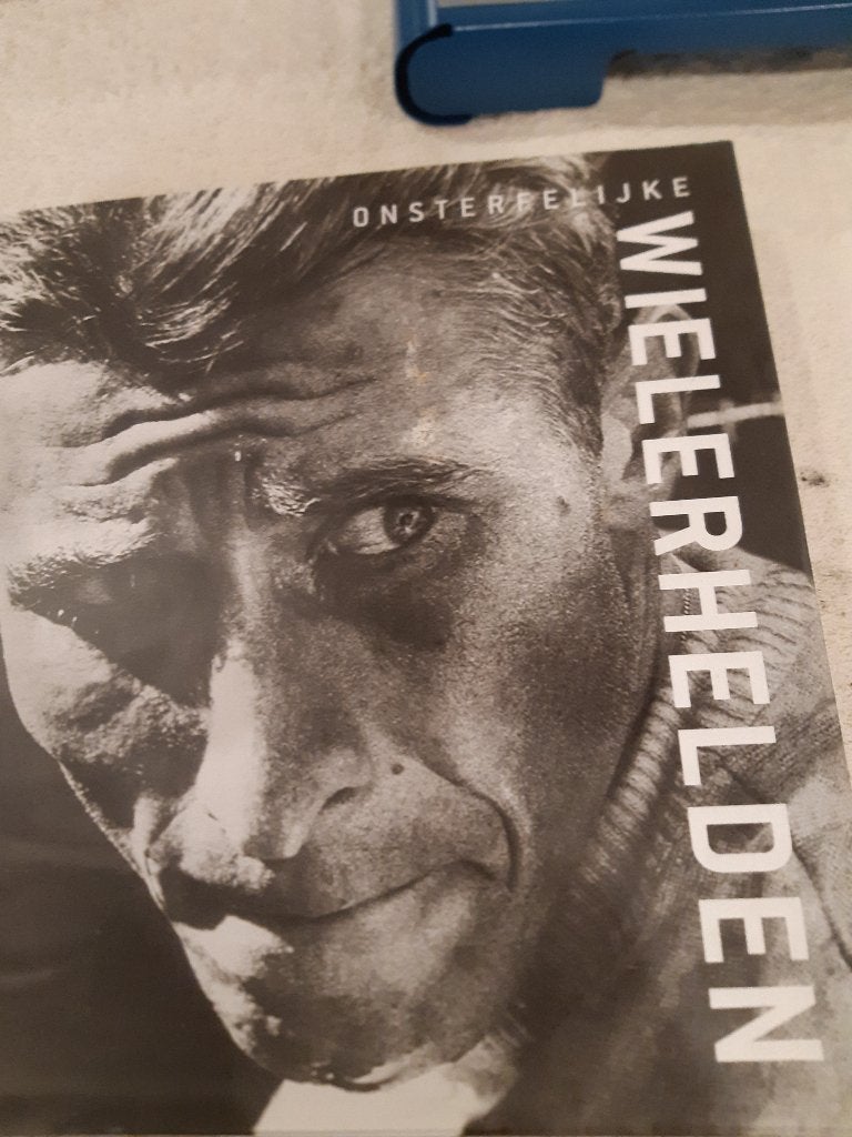 beau livre « Immortal Cycling Heroes », Enlèvement ou Envoi, Comme neuf, Autres types