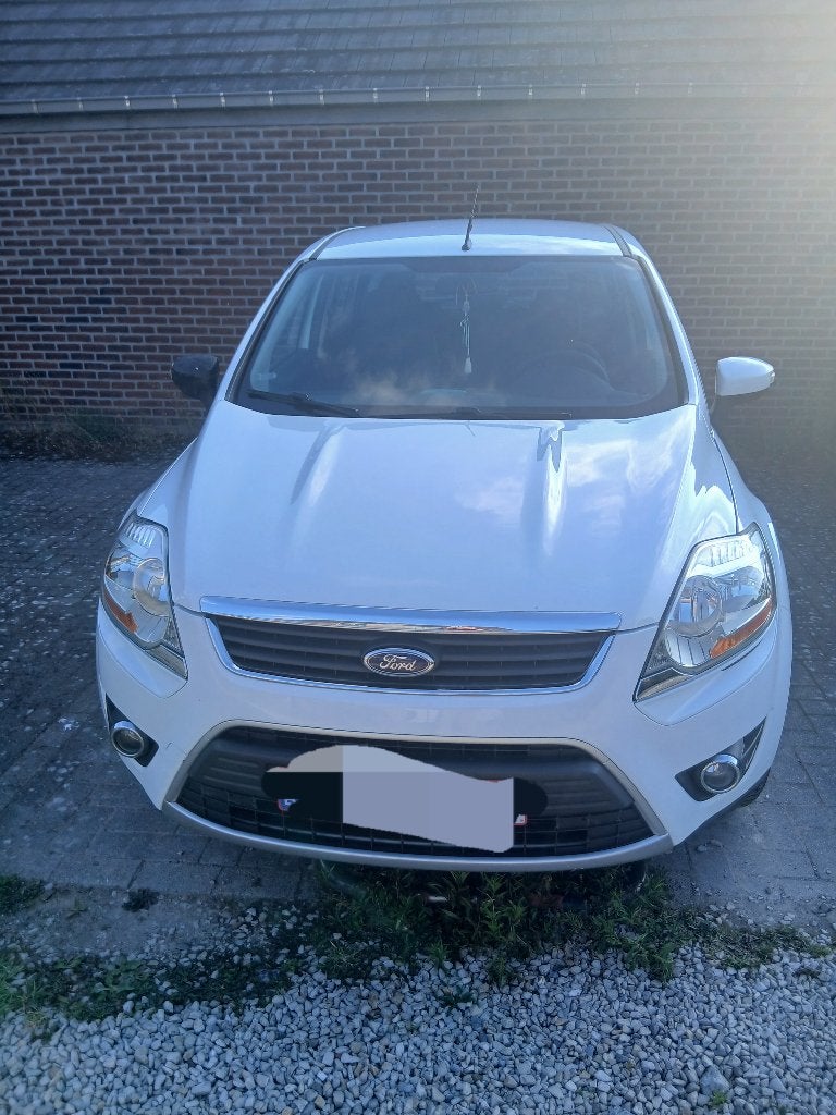 Ford kuga, Autos, 100 kW, Adapté aux personnes handicapées, Boîte manuelle, 5 portes