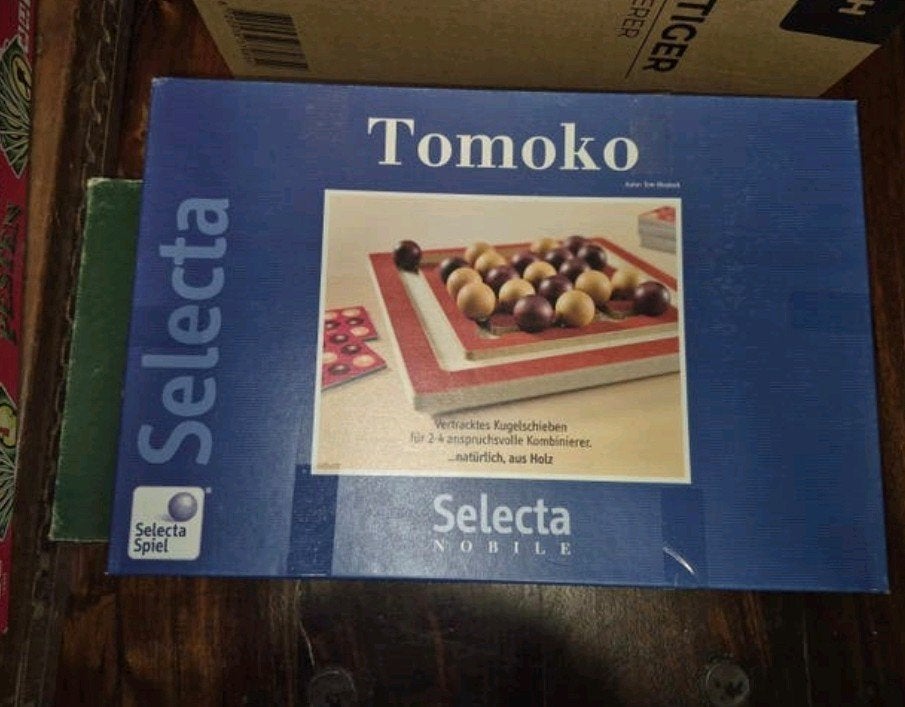 tomoko selecta comme neuf, Enlèvement ou Envoi