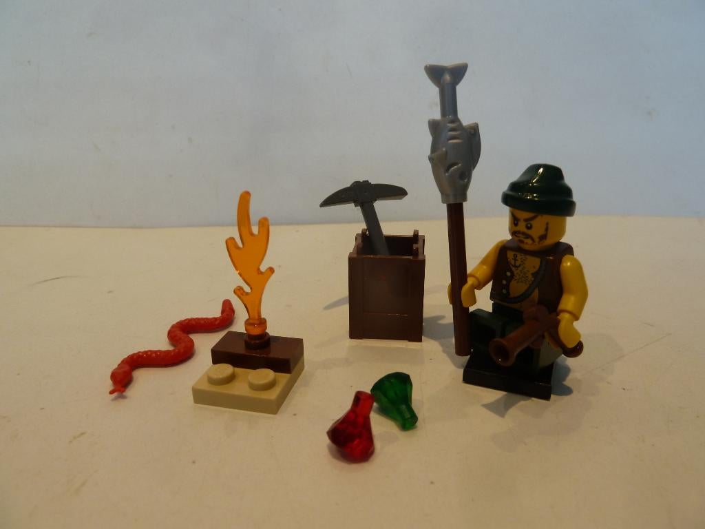 Lego Pirates 8397 Pirate Survival, Kinderen en Baby's, Speelgoed | Duplo en Lego, Lego, Zo goed als nieuw, Complete set, Compleet