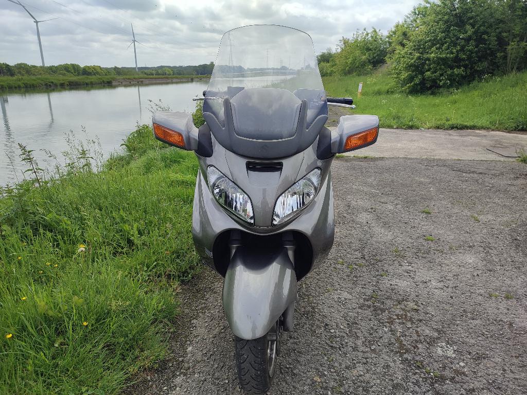 Suzuki Burgman 650 18.000 km, Ophalen