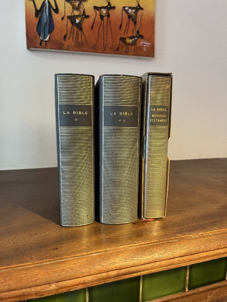 La Bible — Bibliothèque de la Pléiade Gallimard — 3 volumes, Enlèvement ou Envoi, Divers auteurs, Belgique, Comme neuf