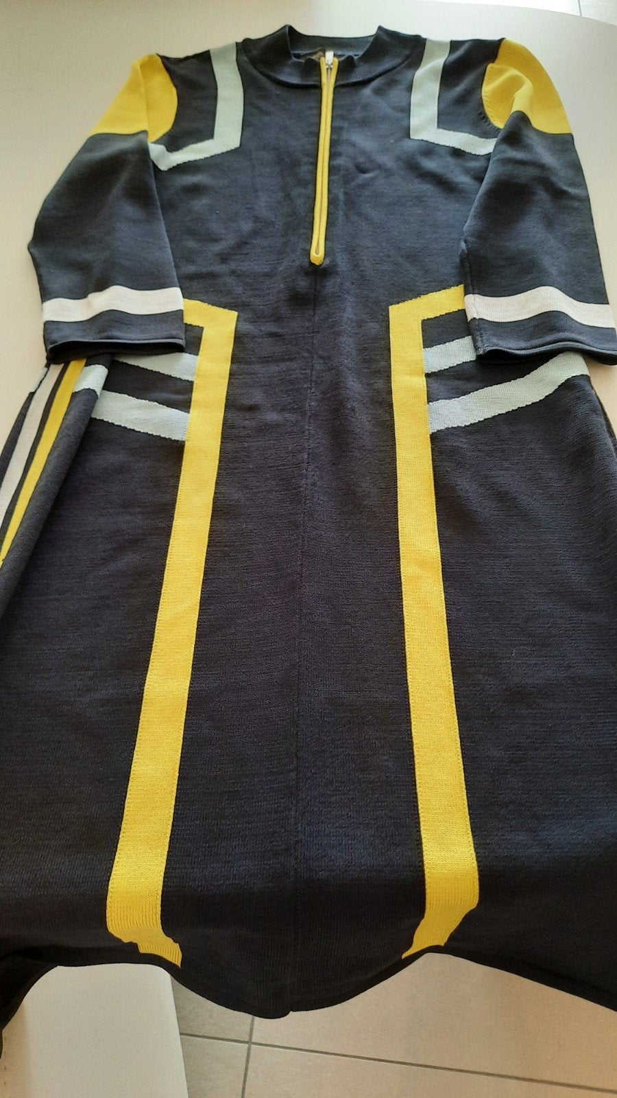 HEEL MOOIE  DIVERSE KLEDIJ M 40/42, Ophalen of Verzenden