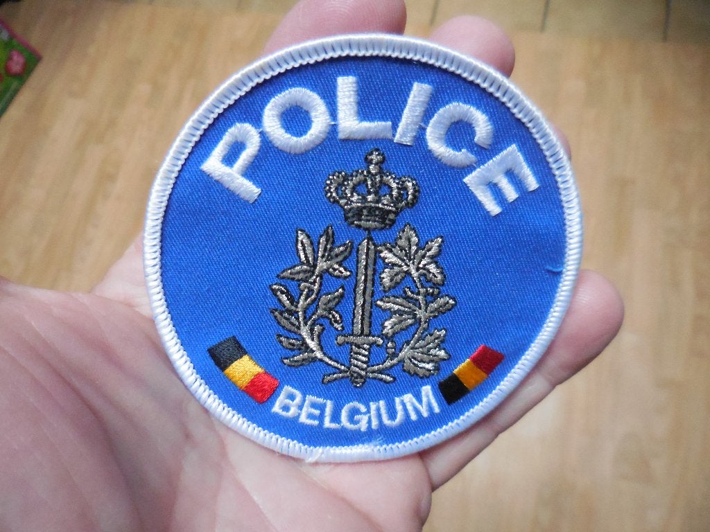 écusson Police belge, Enlèvement ou Envoi