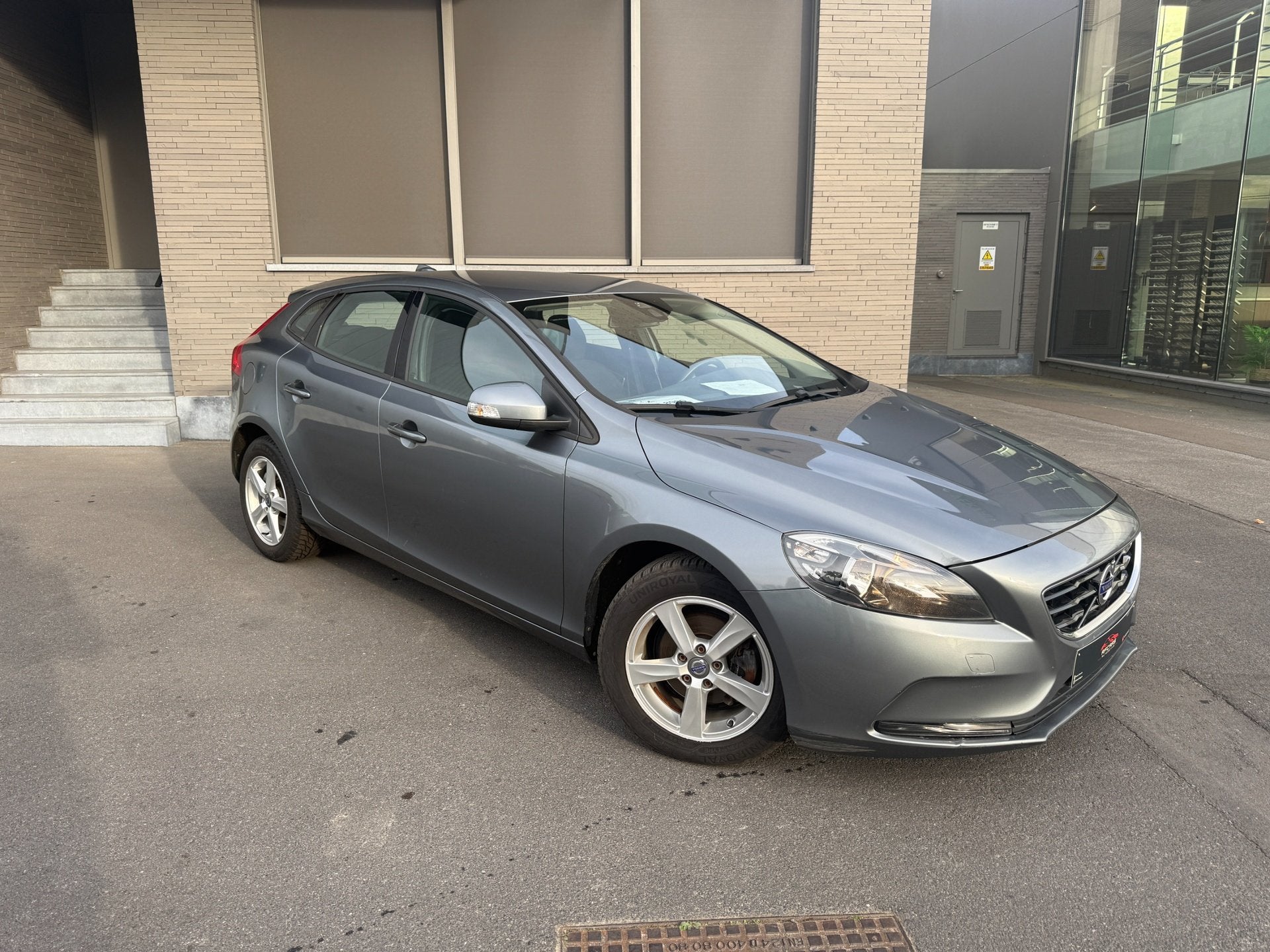 Volvo V40, Autos, Argent ou Gris, Achat, 87 kW, Euro 6