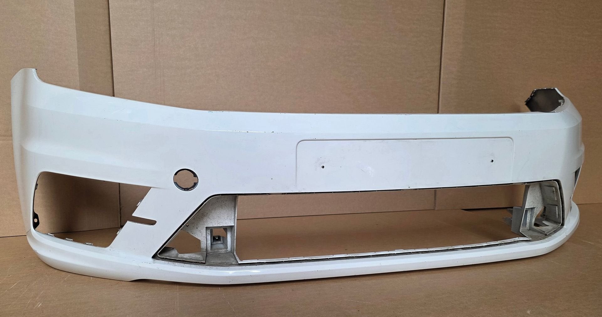 Voorbumper VW Caddy IV 2K5 ORGINEEL BUMPER 2K5807221K 15-21, -, Origine de la pièce connue, Utilisé, -