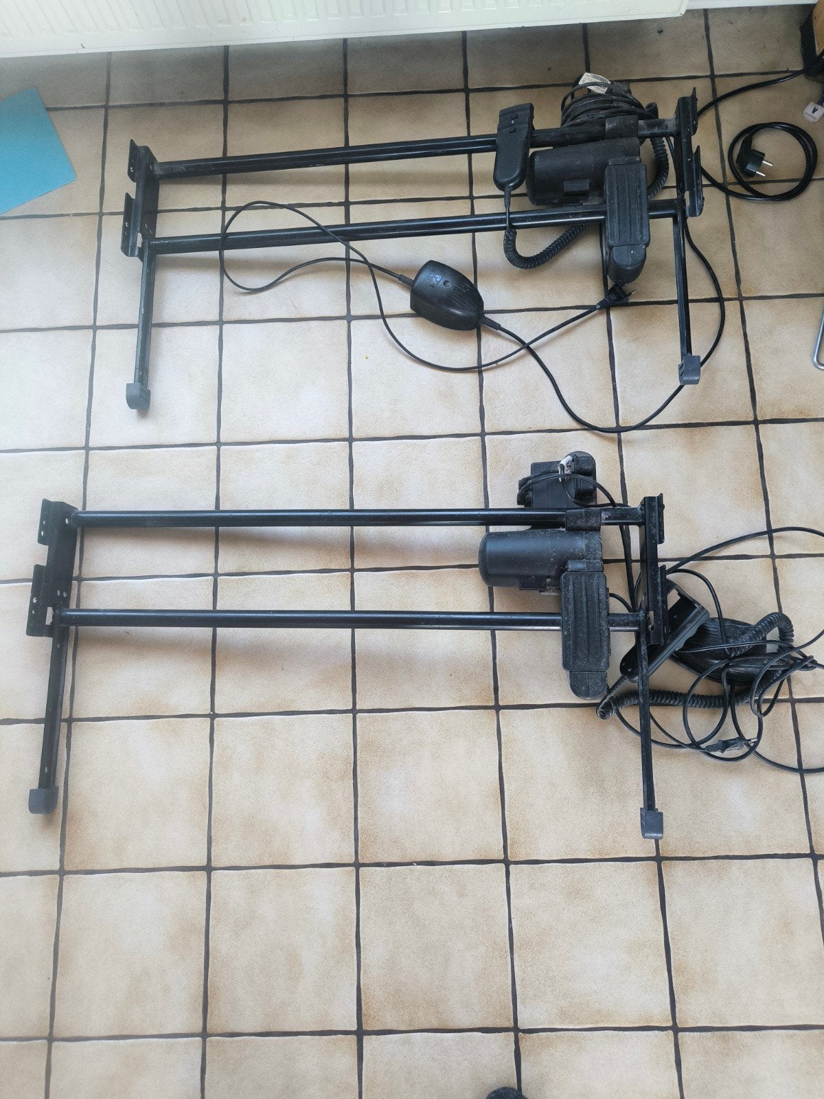Moteur pour sommier relevable 2 pieces, Sommier