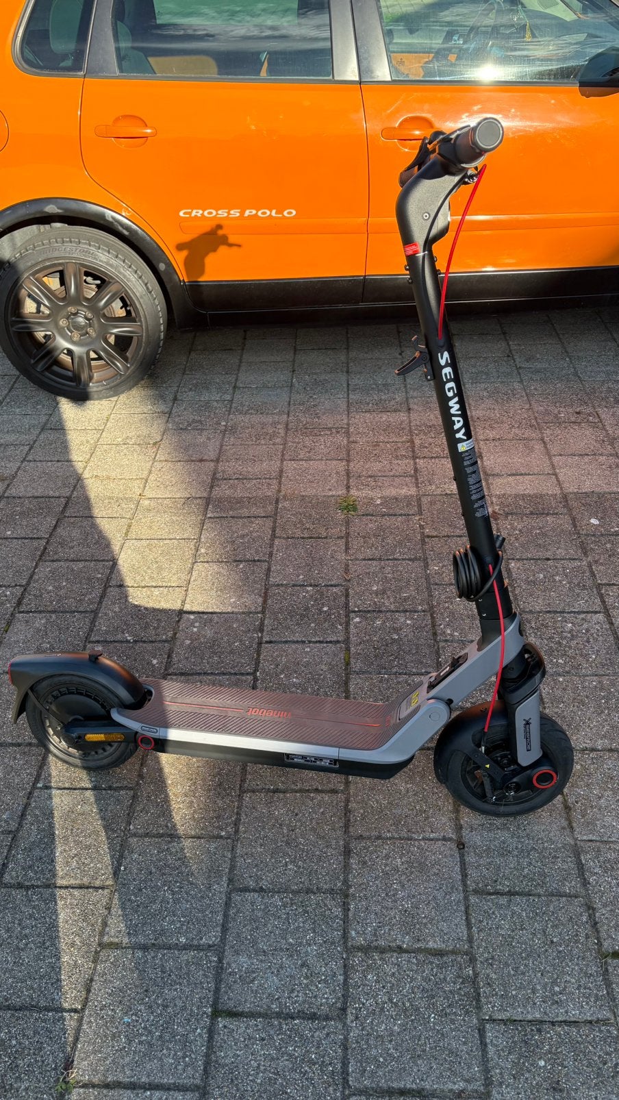 NINEBOT met garanti 11/09/2026 25km/h en 45km rijbereik, Fietsen en Brommers, Ophalen, Nieuw