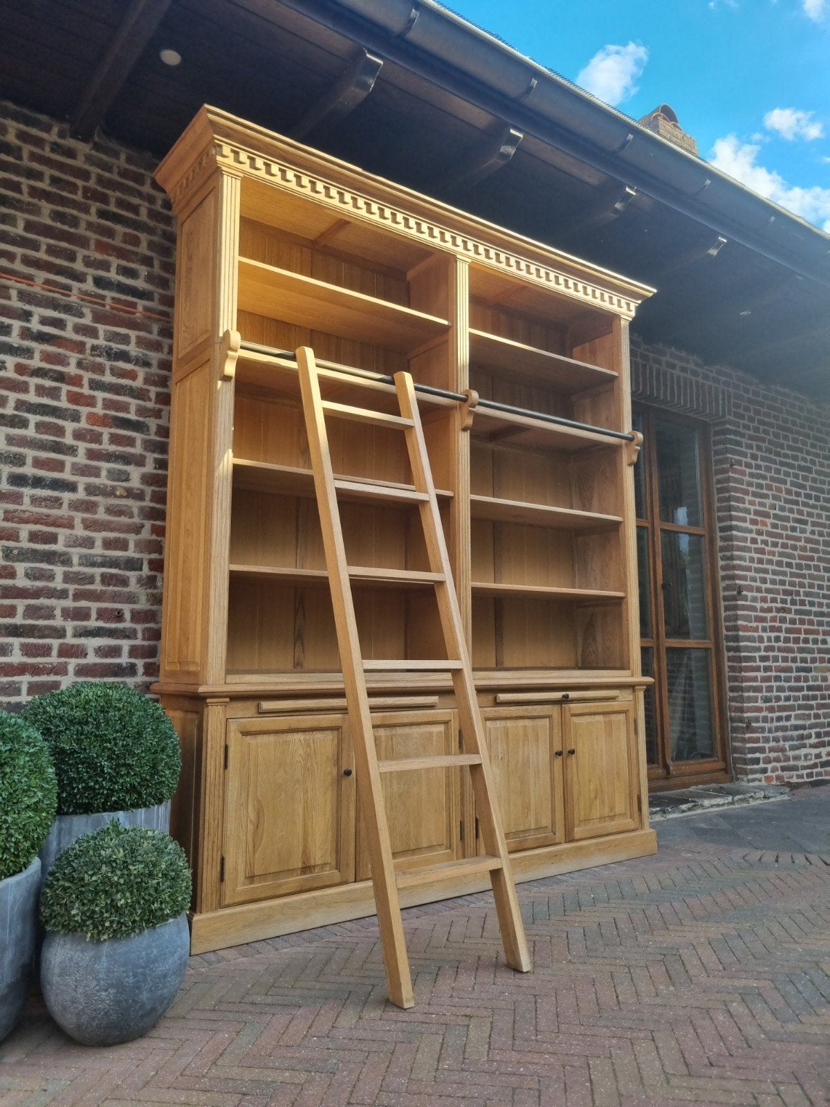 Eiken boekenkast/bibliotheekkast GRATIS LEVERING