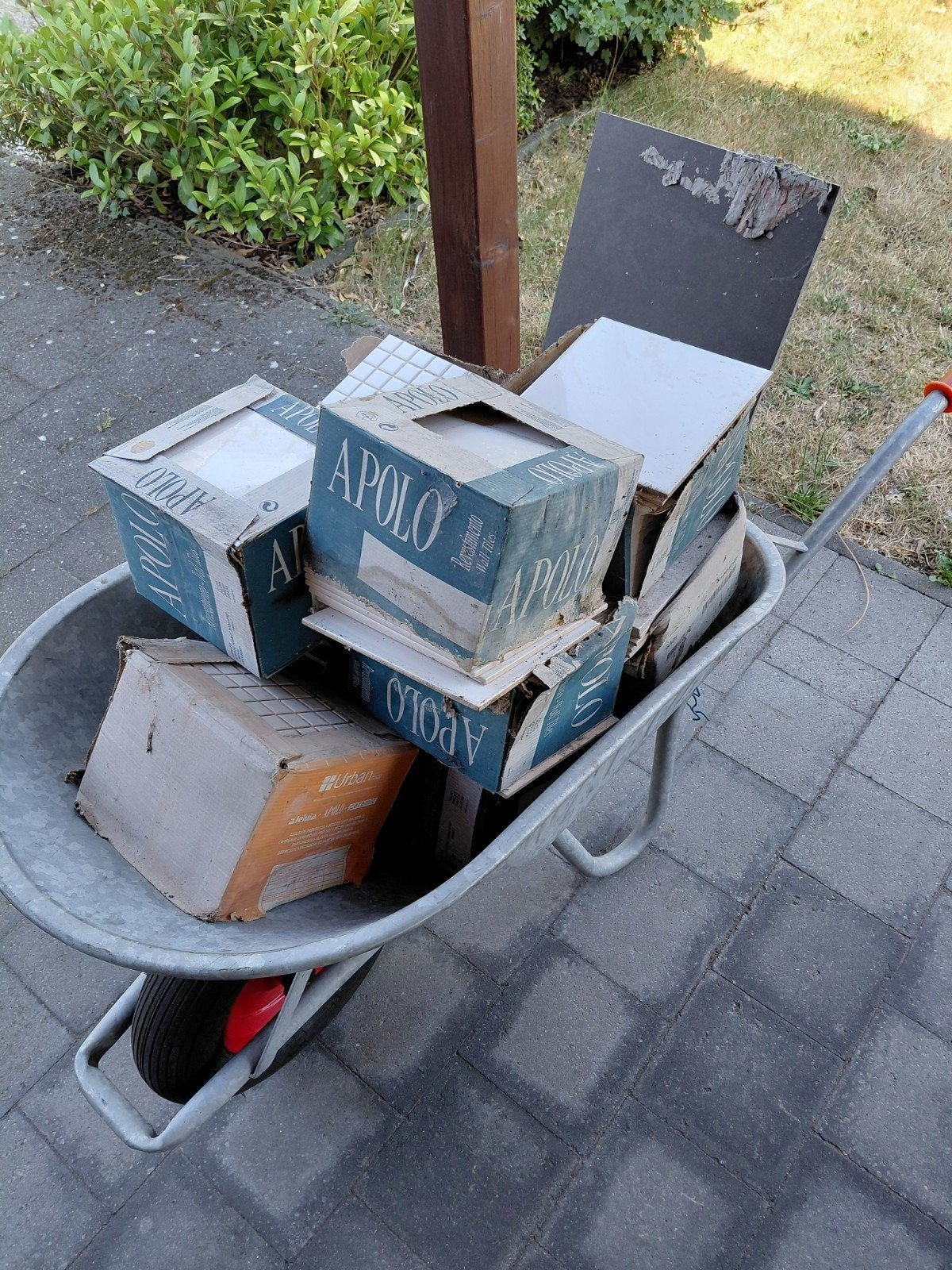 Mix van tegels wit 20x20, Doe-het-zelf en Bouw, Tegels, Ophalen
