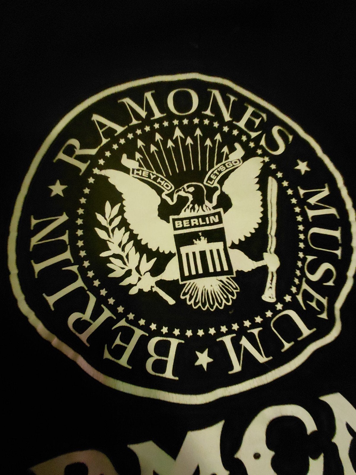 RARE ! Sweat à capuche original du Ramones Museum Berlin tai, Enlèvement ou Envoi, Comme neuf, Taille 48/50 (M), Blanc