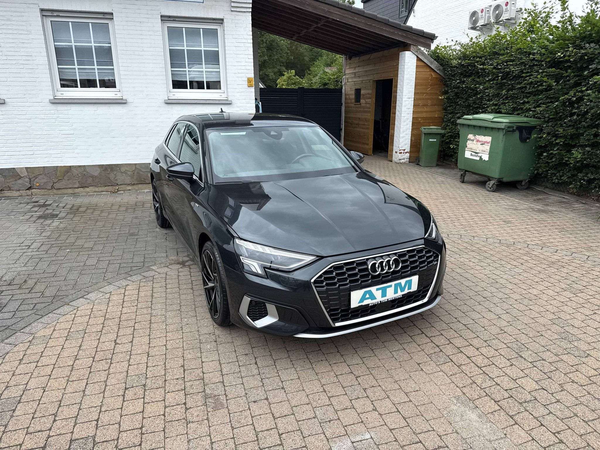 Audi A3 A3 30 TFSI S line S tronic/Navi/Xenon/ACC/pdc/Sport/, Autos, Audi, Achat, Entreprise, Noir, Automatique