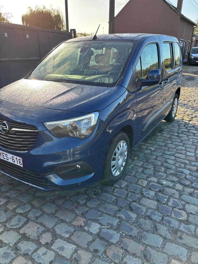 Opel combo 1.5 turbo 7 Plaatsen Bouwjaar 8/2020, Auto's, Opel, Bedrijf, Te koop, Combo Tour, ABS, Airbags, Airconditioning, Alarm