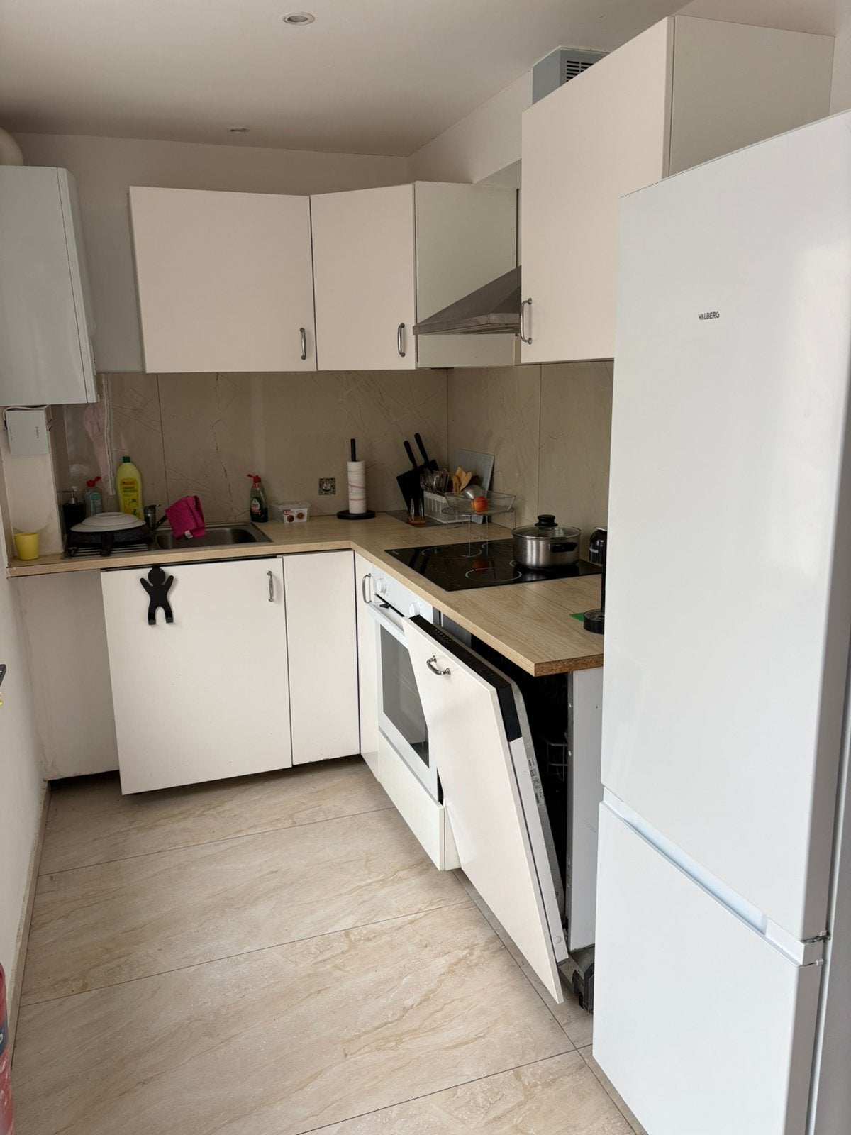 Cuisine avec électroménagers, Maison & Meubles, Enlèvement, Comme neuf, Blanc, Autres matériaux