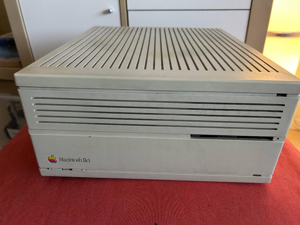 Apple - Macintosh IIci, Computers en Software, Ophalen of Verzenden, Apple