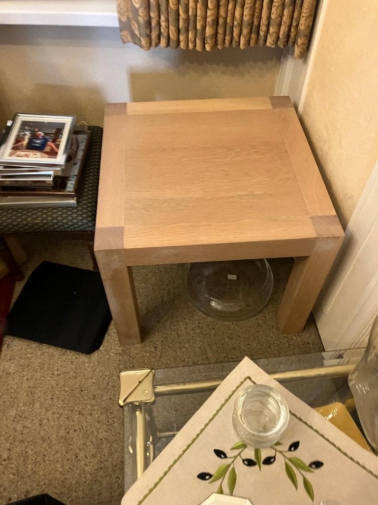 Bijzettafeltje, Ophalen, Hout