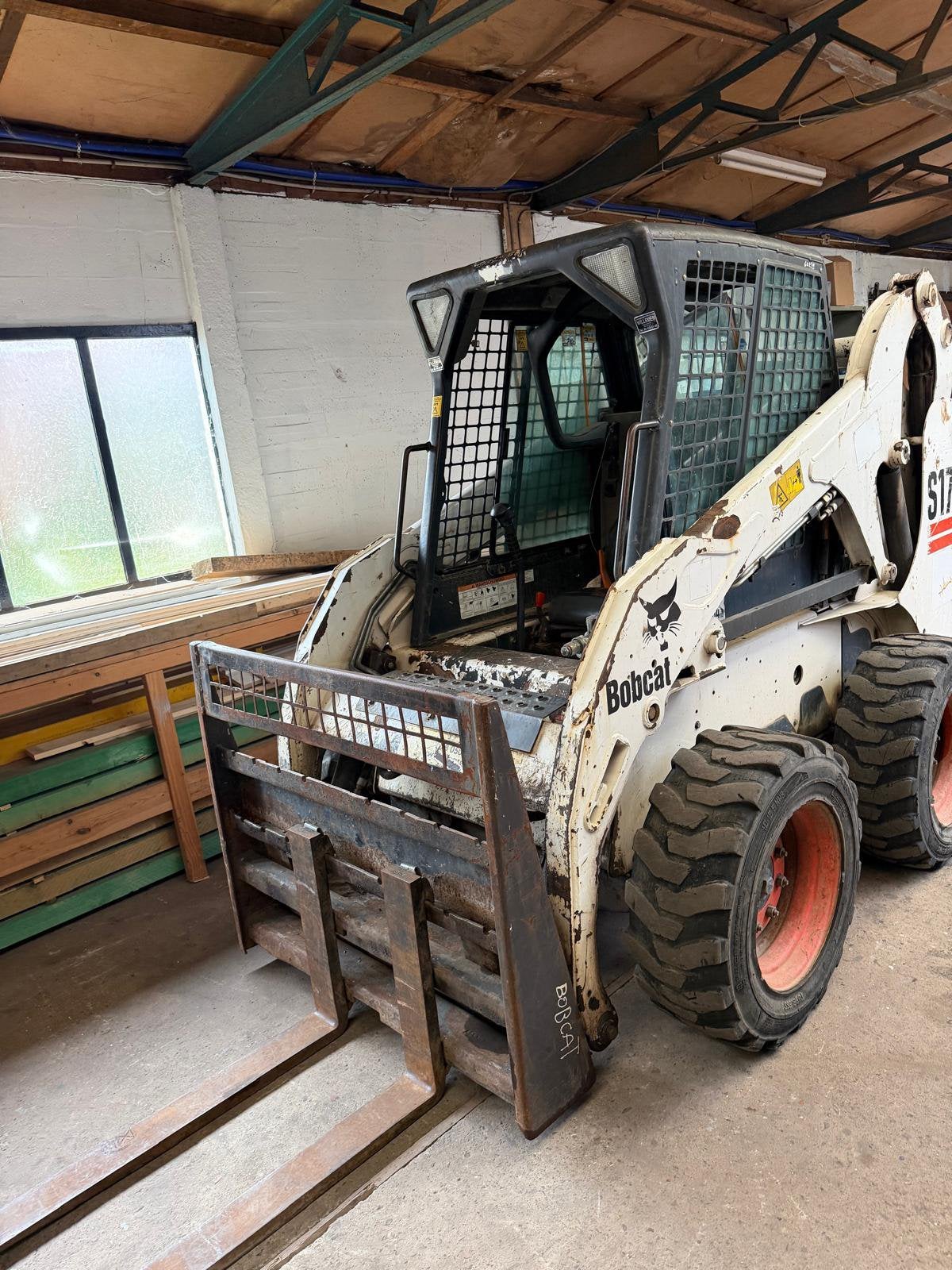 BOBCAT S175 Schranklader 2003-1881 uren - Palletvorken+Bak, Ophalen, Gebruikt