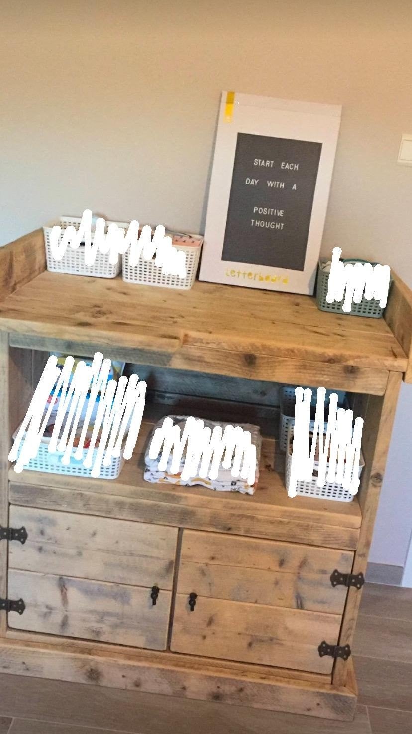 verzorgingstafel in steiger hout, Kinderen en Baby's, Kinderkamer | Commodes en Kasten, Ophalen